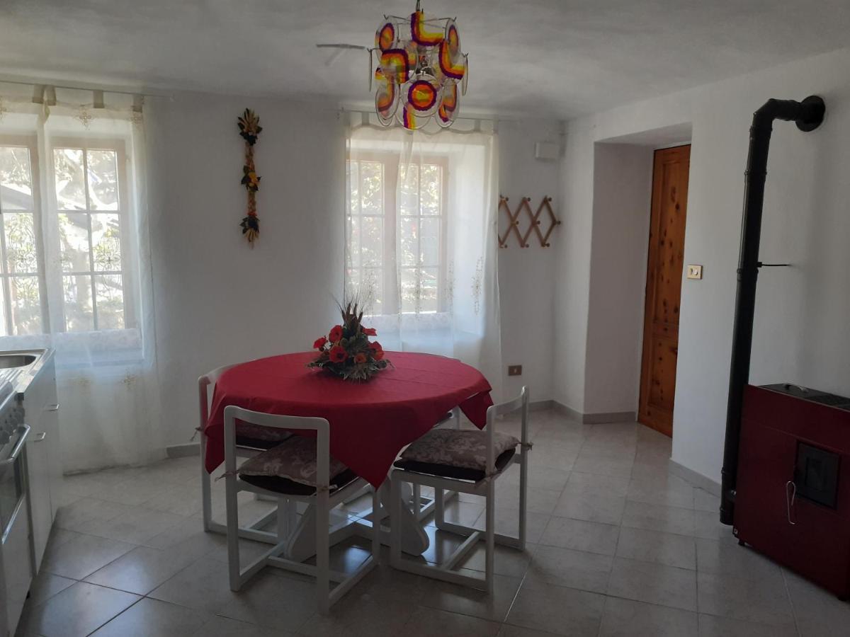 Casa Le Rondini Apartment Mezzenile Екстериор снимка